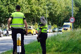 Fietser hard aangereden door auto in Hoorn