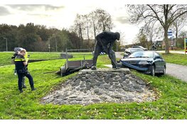 Automobilist overdag onder invloed van alcohol krijgt ongeluk in Onderdijk