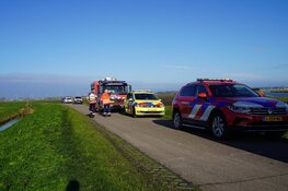 Zwaargewonde bij autobrand op Vereweg in Medemblik