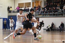 Hovocubo/Veerhuys verliest thuis en moet plaats in kampioensgroep bewerkstelligen in derby tegen FC Marlène