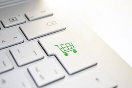 Consumenten gaven in zomermaanden meer online uit