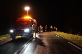 Melding van auto te water langs Westfrisiaweg in Bovenkarspel