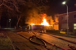 Uitslaande autobrand in Enkhuizen