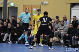 Hovocubo/Veerhuys onderuit bij Os Lusitanos