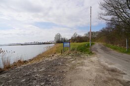 Vermoedelijk explosief door brievenbus gedaan bij woning Bovenkarspel