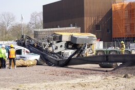 Heimachine omgevallen op bouwplaats in Hoorn