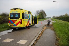 Kermisvierder komt met fiets ten val en raakt gewond