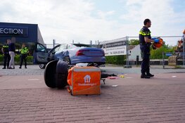 Scooterrijder gewond na harde botsing met automobilist in Hoorn
