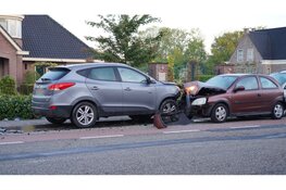 Gewonde en veel schade bij ongeval in Wervershoof