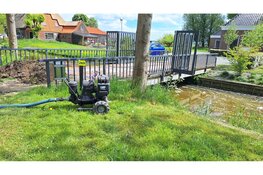 Waterleidingbreuk in Zwaagdijk Oost