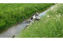 Auto komt thuis, maar zonder boottrailer: de trailer ligt in de sloot bij Berkhout