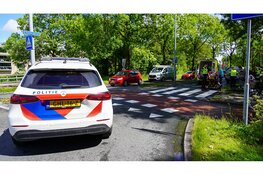 Fietster gewond na aanrijding met bestelbus in Hoorn