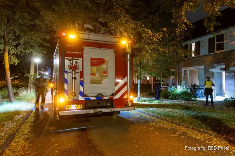 Explosie veroorzaakt schade aan voordeur van woning