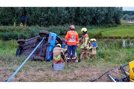 Realistische rampoefening in Berkhout: neerstortend vliegtuig, auto door marktkraam en 10 slachtoffers. Hulpdiensten uit meerdere gemeenten ingezet