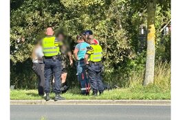 Motorrijder te water in Blokker