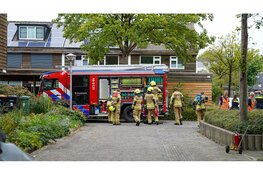 Brandweer opnieuw opgeroepen nadat uitgebrande auto begint te roken