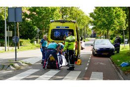 Fietser loopt beenbreuk op na aanrijding met auto in Blokker