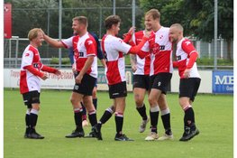 Alkmaarsche Boys klopt St. George met onvervalste zevenklapper, Reinhard mikt vijf keer raak