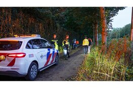 Bezorger gewond na aanrijding op fietspad