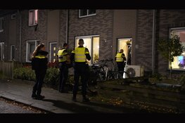Explosie bij woning in Hoogkarspel; brievenbus eruit geblazen