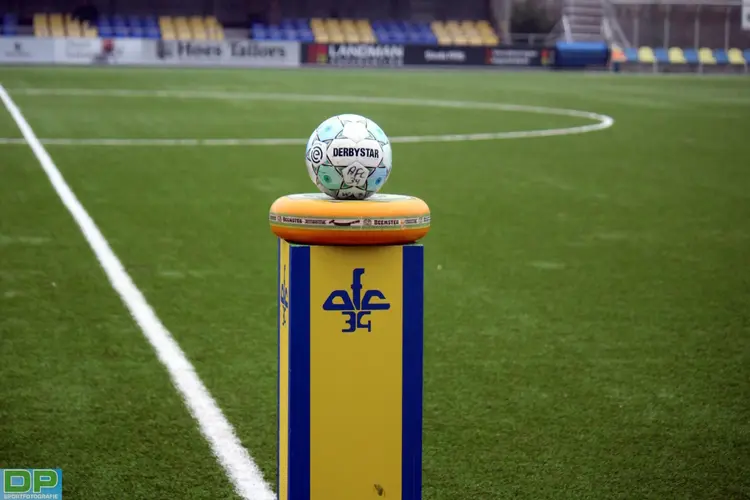 AFC '34 mengt zich in subtop na zege op Hollandia