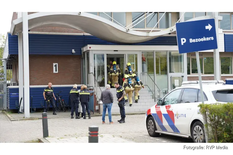 Politiebureau ontruimd na brand, arrestanten buiten opgevangen