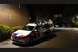 Explosie bij woning Zwaag, bewoner gecontroleerd door ambulancepersoneel