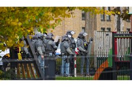 Arrestatieteam ingezet en straat afgesloten voor persoon met onbegrepen gedrag