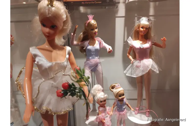 Schenking van 500 Barbie’s voor Museum van de 20e Eeuw