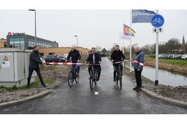 Sneller en veiliger naar het werk: nieuwe fietspad bij De Veken open