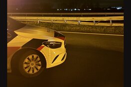 Auto raakt van de weg op N307