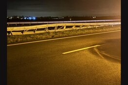 Auto raakt van de weg op N307