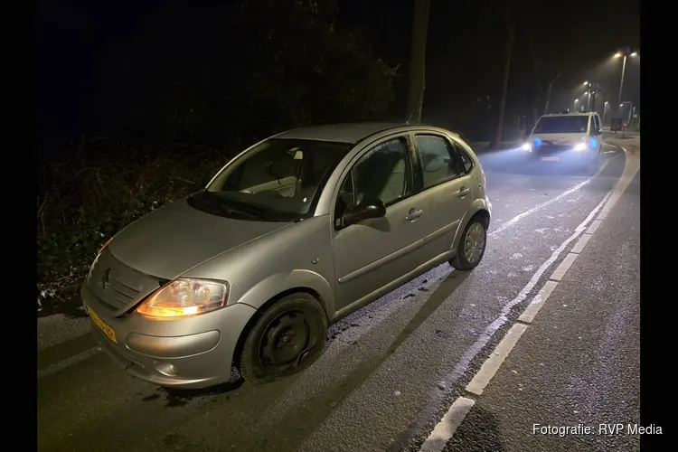 Bestuurder niet aangetroffen na eenzijdig ongeval in Blokker