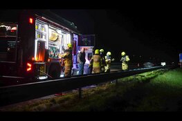 Auto brandt volledig uit op A7 door gesprongen brandstofleiding
