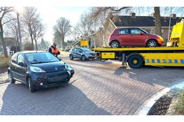 Veel schade bij botsing in Grootebroek