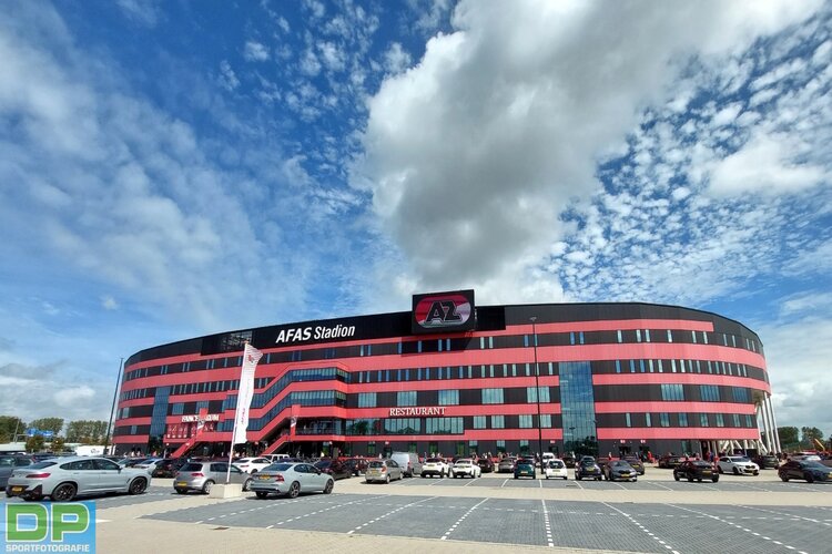 Goudmijn en Van Aart vertrekken uit technische staf AZ