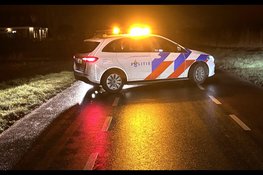 Gladheid zorgt voor eenzijdig ongeval met veel schade in Lutjebroek