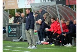 Hollandia boekt knappe zege op Kampong