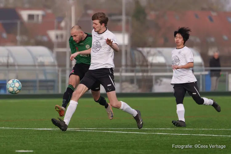 Grasshoppers de sterkste in derby tegen DWB