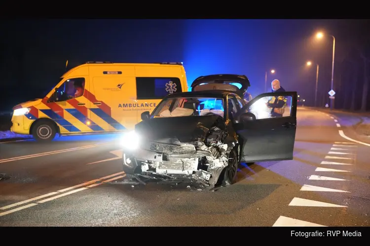 Flinke schade na ongeval op kruising N506