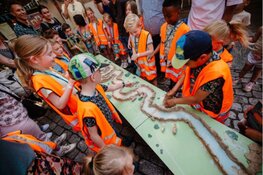 Experimenten, tours en proefjes op Expeditie NEXT in Enkhuizen