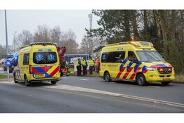 Ernstig ongeval op IJsselweg in Hoorn, twee traumahelikopters opgeroepen
