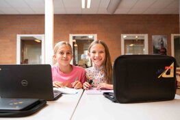 Leerlingen SG De Dijk in debat met lokale politici over toekomst van gemeente Medemblik