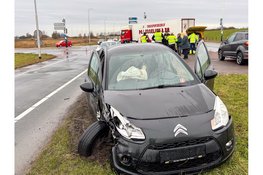 Veel schade bij aanrijding tussen twee auto’s in Medemblik