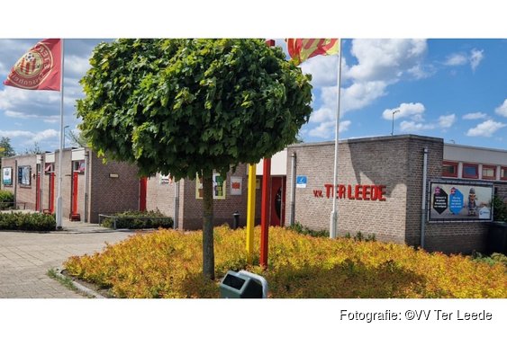 Hollandia ziet periodetitel vervliegen na zeperd bij Ter Leede