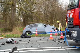 Persoon overleden na aanrijding tussen meerdere voertuigen op N307 bij Venhuizen