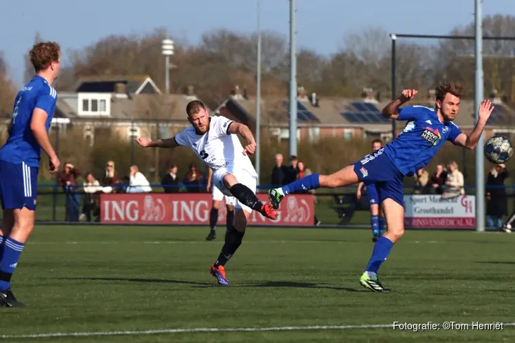 SEW ook tegen Zaandijk onderuit