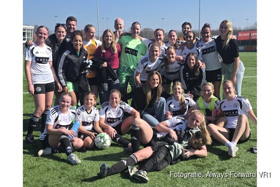 Onvervalste zevenklapper voor Always Forward VR1