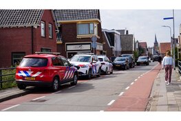 Straat afgesloten en EOD ingezet bij woning in Grootebroek