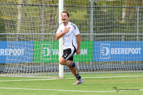 Always Forward doet goede zaken met nipte winst op KFC